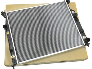 <span class=keywords><strong>Intercooler</strong></span> en aluminium durable pour systèmes turbo de moteur, tailles personnalisées, haute dissipation thermique pour l'automobile et la machinerie - Product Image 1