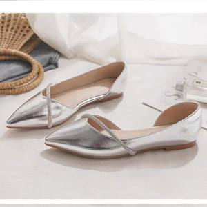 Zapatos Planos de Mujer Plateados Elegantes con Punta en Pico, Antideslizantes y de Boca Baja, Estilo Verano 2025 - Product Image 2