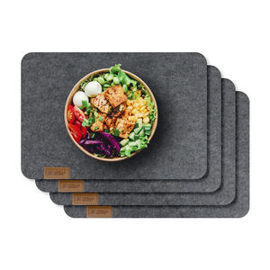 Ensemble de 4 sets de table modernes en feutre polyester gris foncé Ulike, 44x32cm, durables, personnalisables par sublimation, pour promotion - Product Image 2