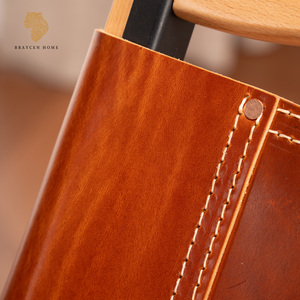 Stile italiano Vintage danese progettato <span class=keywords><strong>in</strong></span> <span class=keywords><strong>legno</strong></span> massello sedia <span class=keywords><strong>in</strong></span> pelle <span class=keywords><strong>con</strong></span> bracciolo ristorante sedia da campeggio per tavolo Cafe - Product Image 4