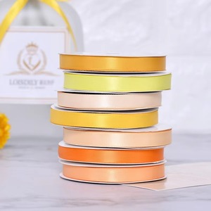 Cinta GRACE al por mayor de fábrica, de 4 pulgadas, de doble cara, resistente al encogimiento, tejida, con patrón personalizable, impresa con lámina dorada, 100% cinta - Product Image 5