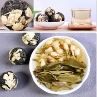 Thé de fleurs de Pu'er artisanal, boule de thé de Pu'er à fleurs de rose et de chrysanthème, perles de dragon de Pu'er avec différentes fleurs, boule de thé de Pu'er
