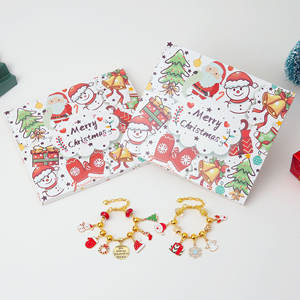 Calendario de <span class=keywords><strong>Adviento</strong></span> con 24 Regalos para Mujer, Kit de Manualidades para Pulsera con Dijes, Set de Joyería Navideña para Mujer y Niña - Product Image 4