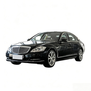 <span class=keywords><strong>Mercedes</strong></span>-Benz S500L 2012 <span class=keywords><strong>4MATIC</strong></span> Grand Edition berline de luxe d'occasion, faible kilométrage - Product Image 1