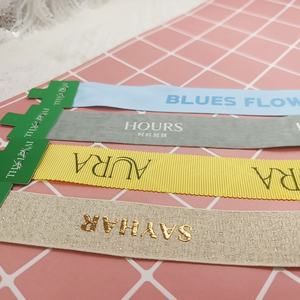 Cintas de Alta Gama Personalizadas de 25 mm, Doradas y Plateadas, con Logotipo, Diseño de Marca, <span class=keywords><strong>Cinta</strong></span> Negra de Alta Gama para Flores, <span class=keywords><strong>Cinta</strong></span> <span class=keywords><strong>Ancha</strong></span> Impresa - Product Image 1