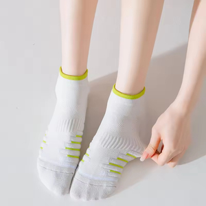 Chaussettes de course techniques personnalisées à semelle coussinée, vente en gros, haute qualité - Product Image 6