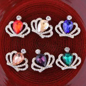 8 colori Bling Glitter metallo corona/Tiara strass bottoni per bambini ragazze accessori per capelli in lega di cristallo Flatback corona