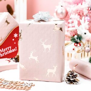 Papier cadeau de Noël rose or avec motif renne, 17 po x 32,8 pi, écologique, revêtement simple face - Product Image 6