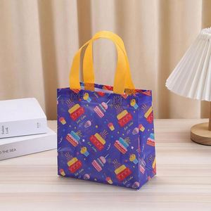 Meilleures ventes : Sac fourre-tout non tissé pour enfants, emballage recyclable à motif de dessin animé, idéal pour les vêtements de Noël et d'anniversaire - Offre spéciale - Product Image 3