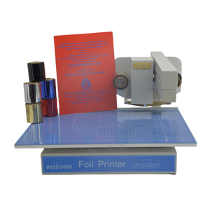 Machine de marquage à chaud <span class=keywords><strong>pneumatique</strong></span> industrielle pour cartes de visite, invitations de mariage, couvertures de livres en cuir, gaufrage à chaud CE - Product Image 1