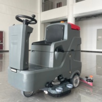 Autolaveuse autoportée 24V à batterie 600W avec double brosse pour le nettoyage des sols en carrelage des centres commerciaux et ateliers