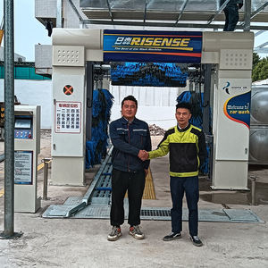 <span class=keywords><strong>Machine</strong></span> de lavage de voiture électrique automatique à tunnel en acier à 9 brosses Risense CC-650 de premier rang |   Voitures sûres à grande vitesse/heure - Product Image 1