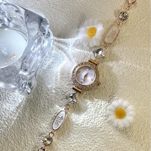 Reloj de Pulsera de Lujo Ligero Estilo Francés con Mariposa, Cierre de Langosta y Letras de Cristal para Mujer - Product Image 5