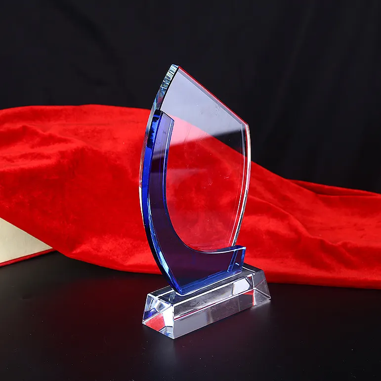 Piala Penghargaan Kristal Polos Panah Layar Tanda Tangan Akrilik Suvenir Kustom