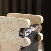 Vases en travertin naturel à joint tenon, pierres imbriquées, beige travertin et marbre noir, vases géométriques pour la décoration Wabi-Sabi