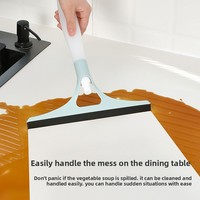 Nettoyeur de vitres multifonctionnel 2-en-1 en plastique avec pulvérisateur intégré et lame de raclette pour voiture et salle de bain