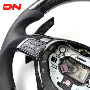 Volant en cuir et fibre de carbone de style sport pour <span class=keywords><strong>Mercedes</strong></span> Benz A45 W204 W212 W218 W117 W116 C GLC CLS Classe 2009-2014 - Product Image 5