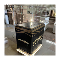 Design de meubles de magasin de fumée et de vin personnalisé pour vitrines de vitrine de dispensaire de tabac pour devanture de magasin
