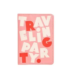 De moda de fábrica directa logotipo personalizado pasaporte titular de la cartera para las niñas