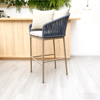 Ensemble table et chaises de bar d'extérieur Maryard en aluminium tressé, confortable, pour patio, villa, hôtel, restaurant, vente en gros, sur mesure
