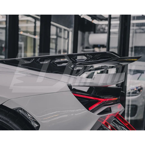 สปอยเลอร์หลังคาร์บอนไฟเบอร์ทรง DK สำหรับรถยนต์ Lamborghini Revuelto - Product Image 3