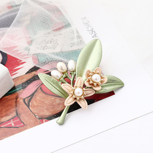 Jachon Simple Retro Style <strong>Saree</strong> <strong>Brooch</strong> Pin Freshwater Pearl <strong>China</strong> Wholesale Rhinestone <strong>Brooches</strong> for Dresses - Product Image 4