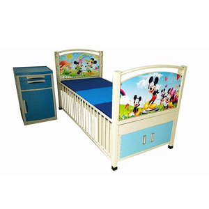 Cama médica infantil Guangzhou Xiaqiao L1910W900xH600mm con gabinete de almacenamiento para uso doméstico - Product Image 2