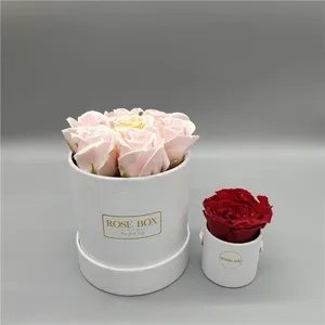 Custom Luxury Romantic Cardboard Roses Gift Box Paper Material for Wedding Valentine's Day Gifts Shoe Shipping Carton Packed