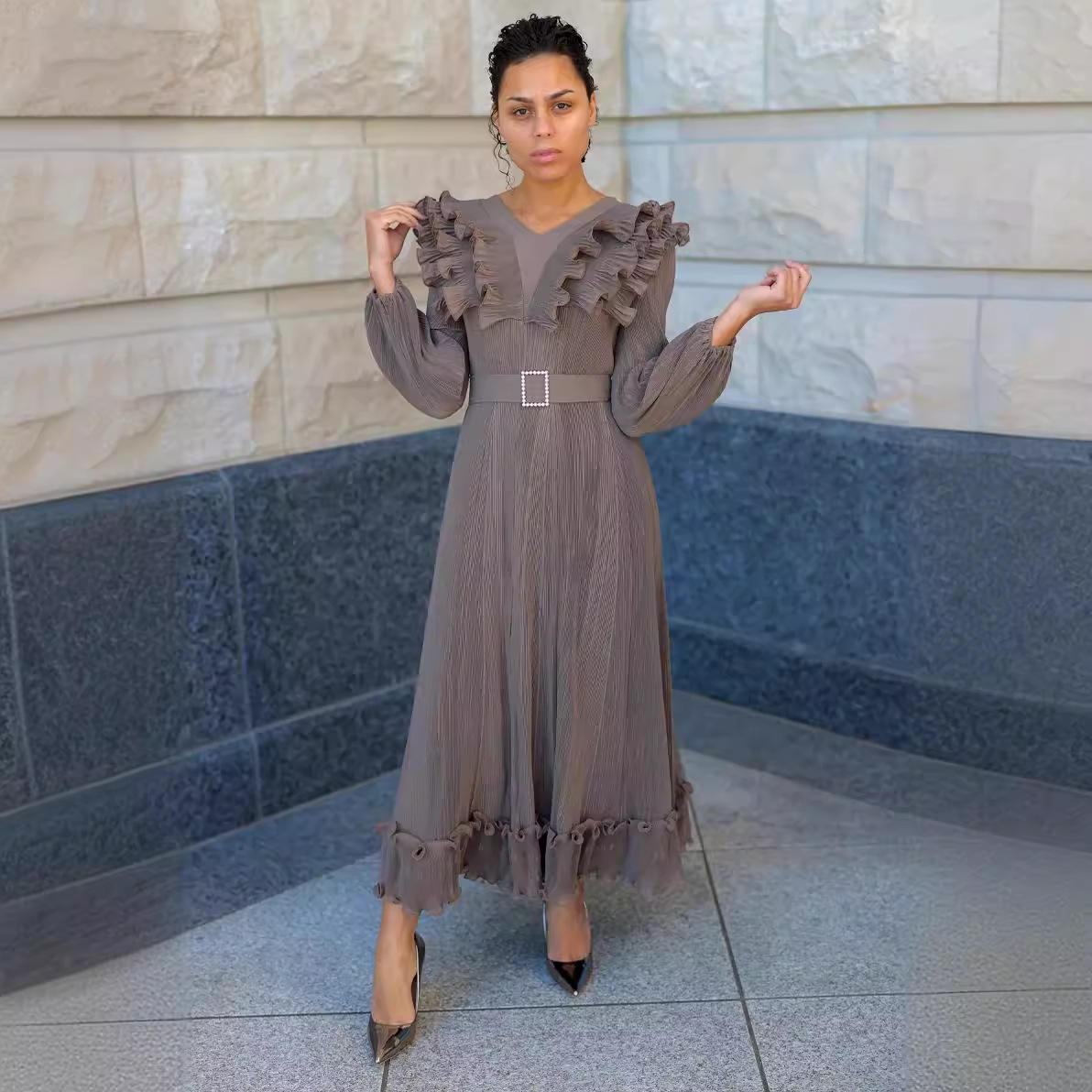 Wholesale Smocked Clothing 2024 Summer New Style Pleated Ruffle Dress  V-Neck Lace Women's Elegant Casual Dresses