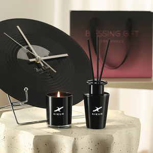 Coffret cadeau exquis AIKUN, bougie parfumée à la <span class=keywords><strong>cire</strong></span> de soja personnalisable, diffuseur de parfum à roseaux pour une ambiance chaleureuse et accueillante dans l'entrée - Product Image 2