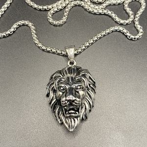 Collier long pour homme, style hipster, pendentif tête de lion, en acier titane, collier ras du cou, luxe léger, style européen et américain - Product Image 4