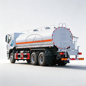 Promotion : Camion-citerne à eau 20000L avec canon d'arrosage avant et arrière pour l'entretien urbain - Product Image 1