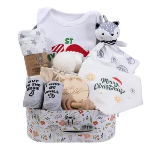 婴儿礼物套装男孩女孩婴儿淋浴礼物妈妈中性新生儿礼品篮带婴儿毯，木制每月里程碑