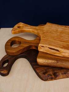 Planche à découper écologique en bois, fabriquée en bois d'acacia massif et en bois de manguier, offrant une découpe durable et longue durée - Product Image 3