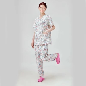 <span class=keywords><strong>Divisa</strong></span> Estiva Floreale a Maniche Corte per <span class=keywords><strong>Infermiere</strong></span>, per Lavoro <span class=keywords><strong>in</strong></span> Assistenza Orale nelle Case di Cura - Uniformi Ospedaliere - Product Image 5