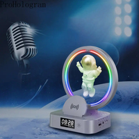 Lampe à lévitation magnétique Haut-parleur à dents bleues Astronaute Home Creative Mini Radio Outdoor Home Decoration Floating Light Decoration