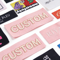 Étiquettes de vêtements tissées personnalisées avec logo privé, pliées en extrémité, en sergé, en coton imprimé, durables et lavables pour les vêtements
