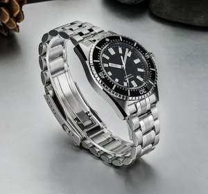 Reloj Analógico de Lujo de Edición Limitada Personalizable, Resistente al Agua hasta 20 Bares, Acero Inoxidable 316L, Movimiento Mecánico Sellita SW200 para Hombre - Product Image 1