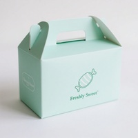 Boîte à poignée de cadeau de bonbon personnalisée de luxe Emballage en carton blanc de qualité supérieure avec design personnalisé