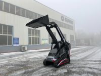 Petite mini chargeuse sur chenilles sk1250 chargeuse compacte multifonctionnelle pour le génie agricole moteur epa4