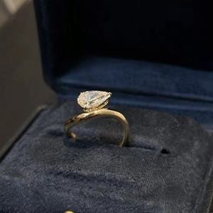 Certificado IGI Pear Cut 1CT Anillo de diamante cultivado en laboratorio 9K 10K 14K 18K Oro Compromiso de lujo Joyería fina Anillo de moda para mujer - Product Image 2