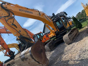 Excavatrice sur chenilles multifonctionnelle d'origine coréenne d'occasion Hyundai HX220HD Moteur Yanmar Haute efficacité Bon roulement de pompe - Product Image 2