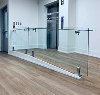 Rampe d'escalier en métal avec support en verre Main courante en acier inoxydable 316 pour maison Design moderne