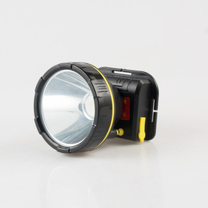 ไฟหน้าแบบ LED 2000 มิลลิแอมป์ชั่วโมงแบบชาร์จไฟได้ ปรับแสงสีฟ้าได้ สำหรับตกปลา ล่าสัตว์กลางคืน ระยะ 300-499 เมตร - Product Image 1