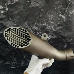 Подходит для Aprilia RSV4: Модифицированный выхлоп SC GP22 из титанового сплава и нержавеющей стали, золотой глушитель для мотоцикла - Product Image 3