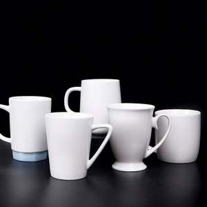 Tasses à café et à thé en céramique blanches unies en gros, en stock 2026, personnalisables avec votre propre logo - Product Image 3