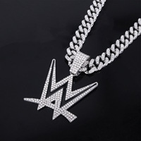 Collier Pendentif Lèvres Roses Diamantées Tendance Style Européen-Américain, Chaîne Cubaine Géométrique, Accessoires Homme Cool en Zircon