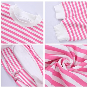 Completo 3 Pezzi per Bambine: Felpa Corta a Righe a Maniche Lunghe, Gonna Plissettata e Top Tinta Unita - Set Casual Quotidiano per Yoga - Product Image 4