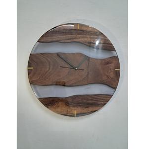 Elegante Reloj de Pared de Resina y Madera que Combina Artesanía Artística y Construcción Duradera con un Acabado Suave - Product Image 5