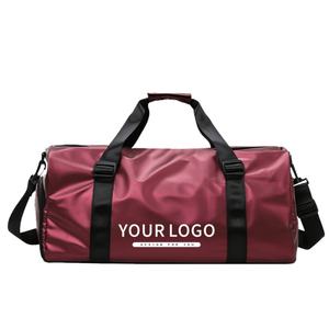 Sac de sport pliable personnalisé à imprimé tendance pour femmes et hommes, sac de sport imperméable, sac de voyage avec compartiment pour chaussures - Product Image 4